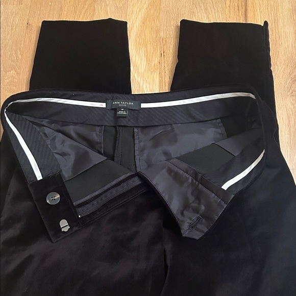 Ann Taylor Velvet Black Pants Pockets Piping Size 4P - Picture 9 of 13
